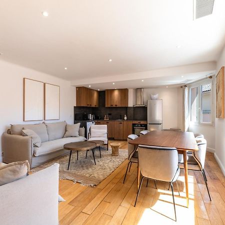 Appartement Place Des Lices 圣特罗佩 外观 照片