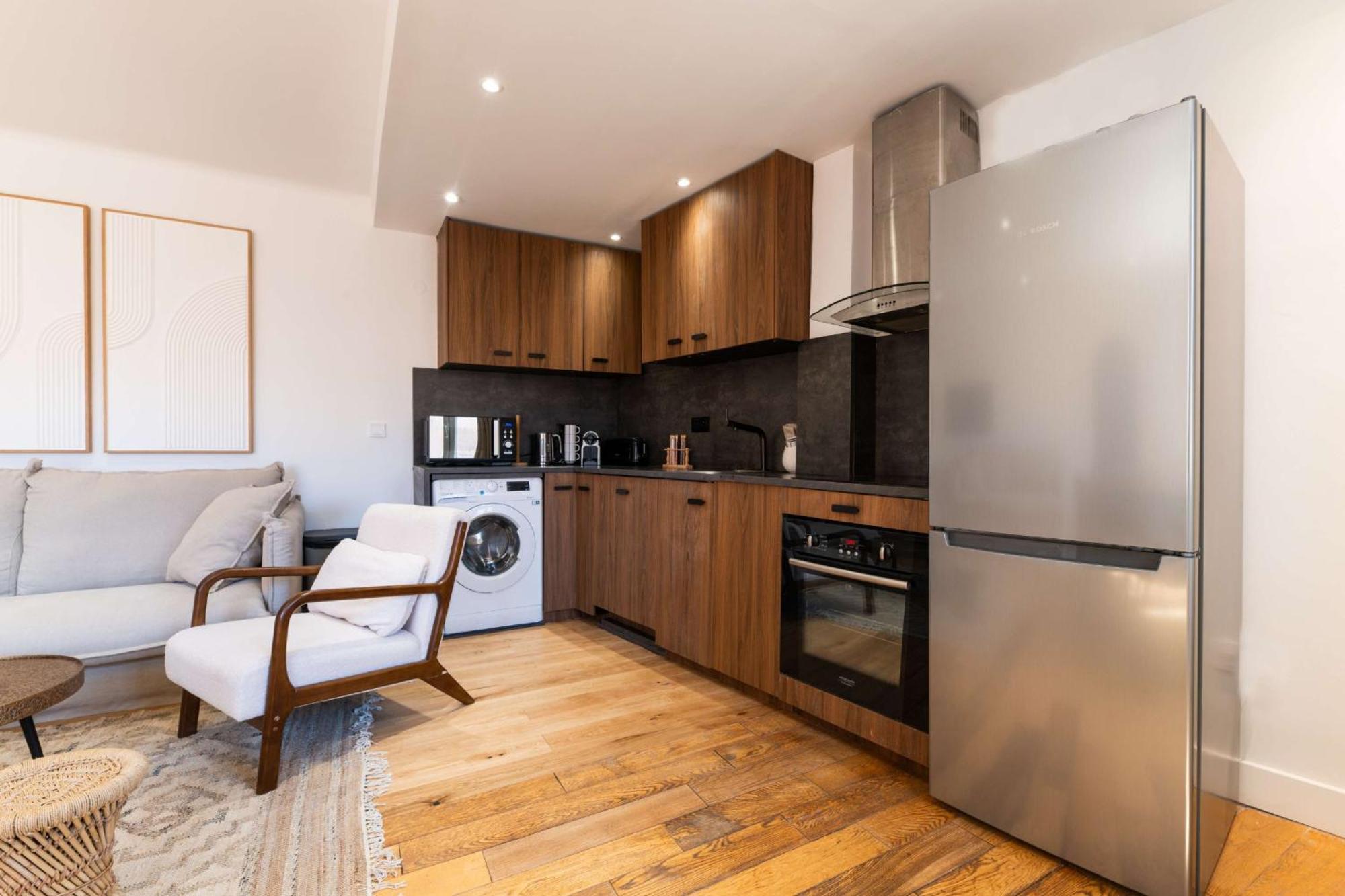 Appartement Place Des Lices 圣特罗佩 外观 照片