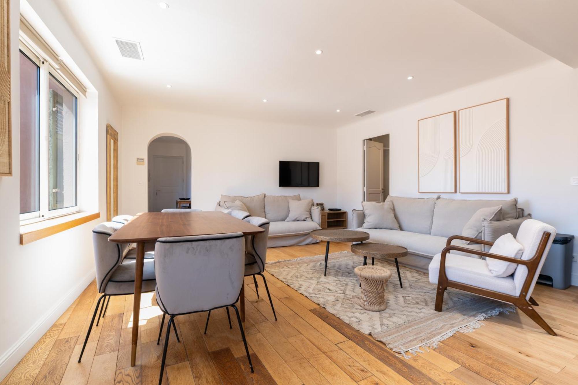 Appartement Place Des Lices 圣特罗佩 外观 照片