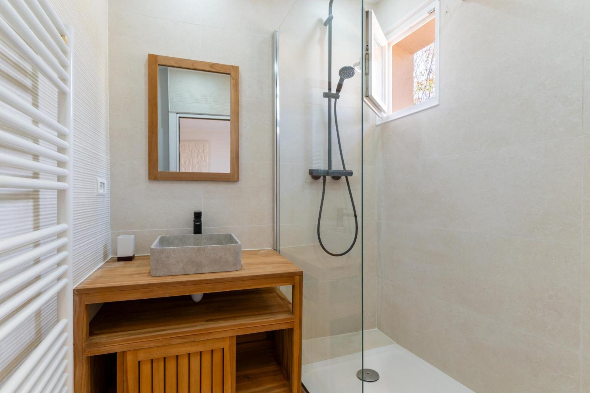 Appartement Place Des Lices 圣特罗佩 外观 照片