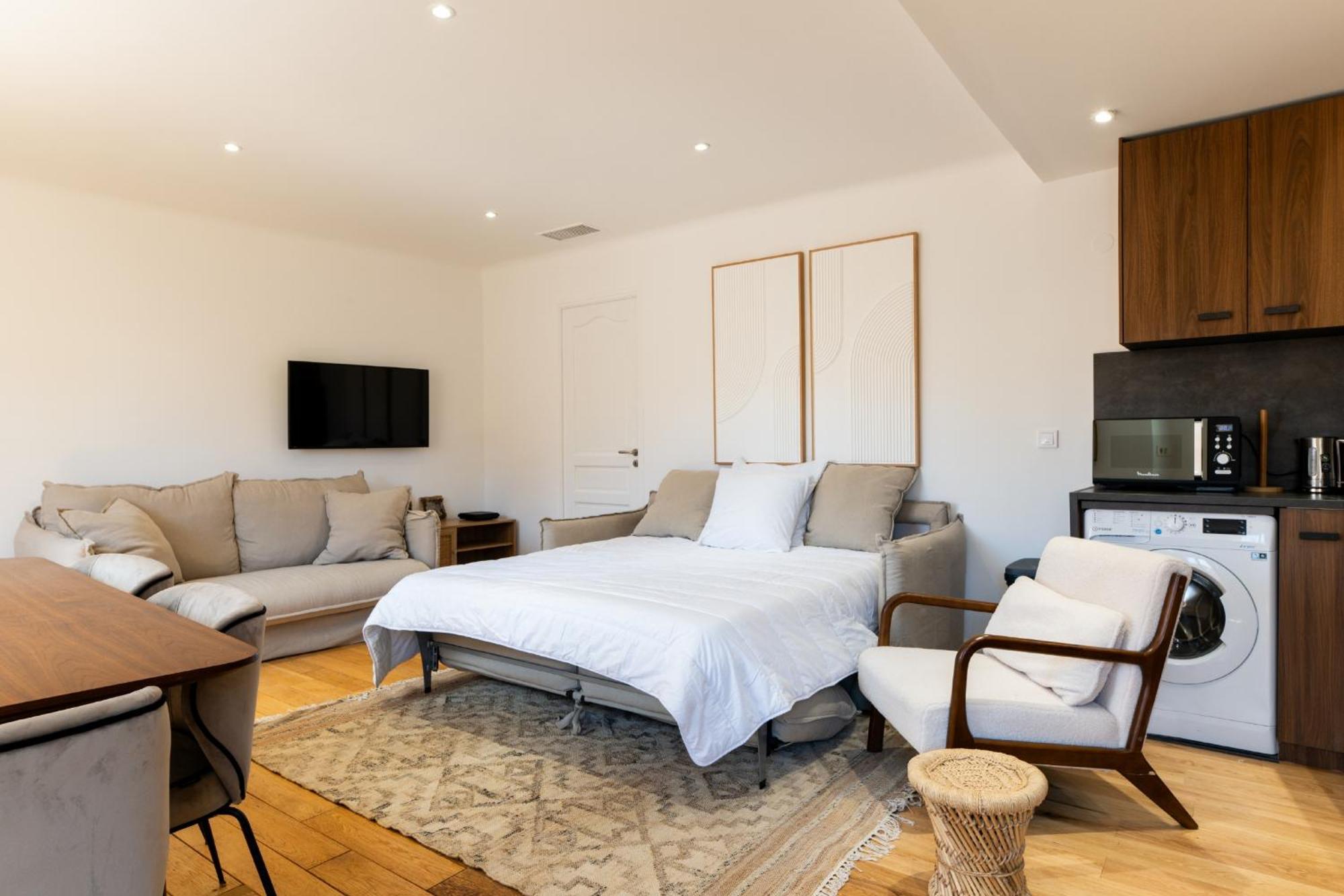 Appartement Place Des Lices 圣特罗佩 外观 照片